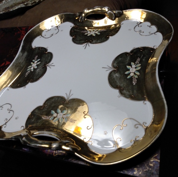 Atique Royal Carlton tray kinda heavy